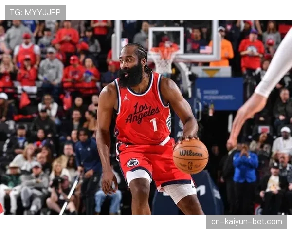 哈登无球效率提升，改变快攻节奏主导进攻